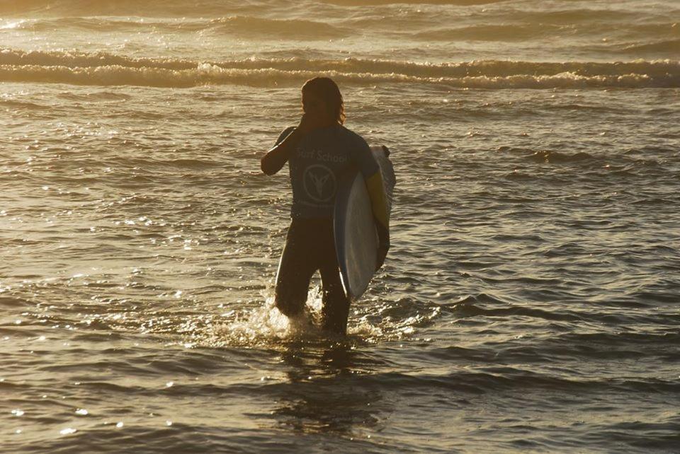 Апартаменты Furadouro Surf Camp Овар Экстерьер фото